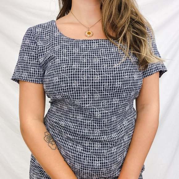 🐰 Jaclyn Smith picnic dress in black 🐰 - Picture 3 of 11